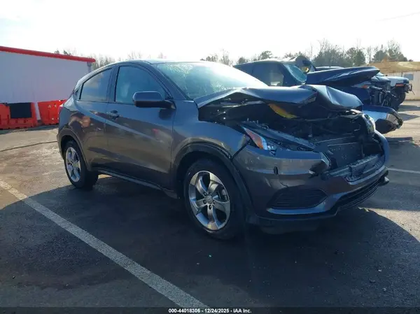 3CZRU5H3XKG714153 2019 HONDA HR-V - Image 1