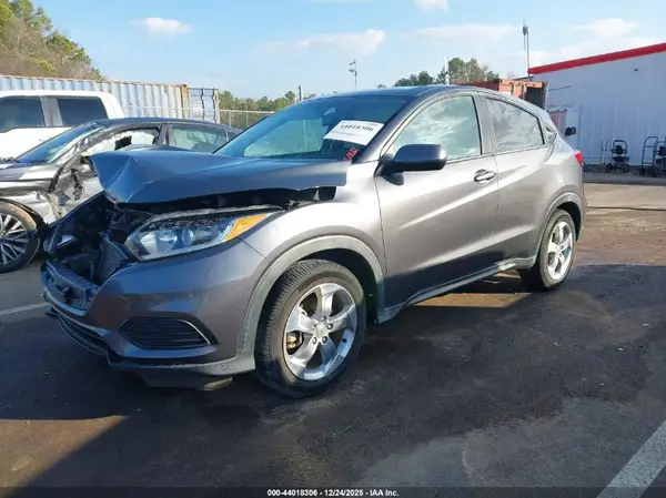 3CZRU5H3XKG714153 2019 HONDA HR-V - Image 2