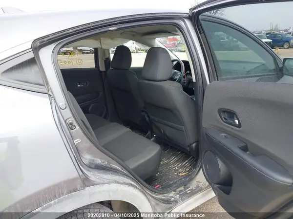3CZRU5H3XKM100561 2019 HONDA HR-V - Image 8