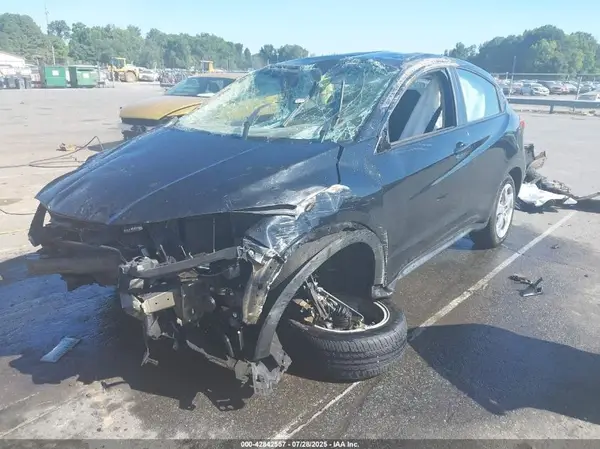3CZRU5H3XKM705650 2019 HONDA HR-V - Image 2