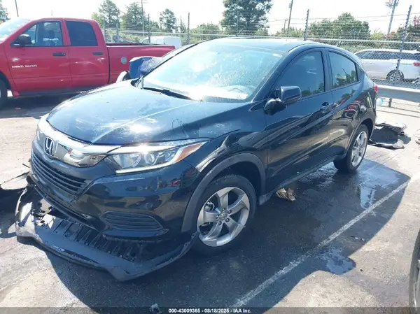 3CZRU5H3XKM706376 2019 HONDA HR-V - Image 2