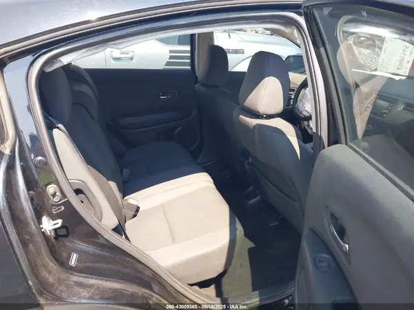 3CZRU5H3XKM706376 2019 HONDA HR-V - Image 8