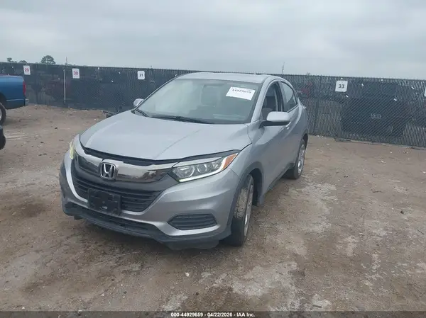 3CZRU5H3XKM724912 2019 HONDA HR-V - Image 2