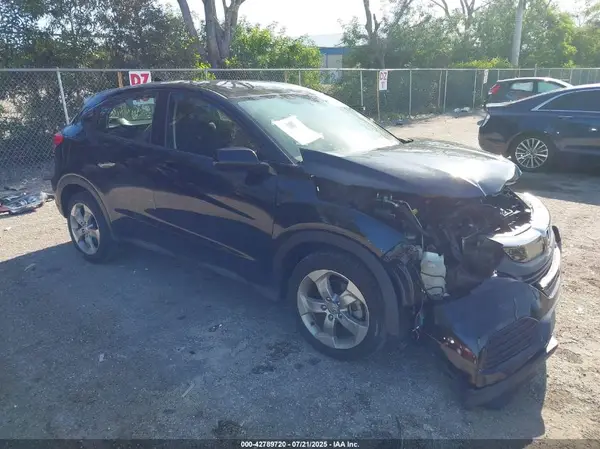 3CZRU5H3XLM705391 2020 HONDA HR-V - Image 1