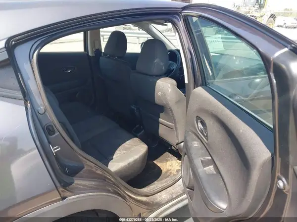 3CZRU5H3XLM713068 2020 HONDA HR-V - Image 8
