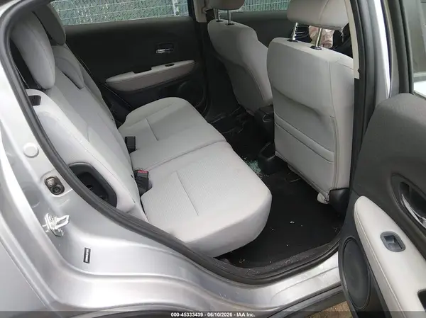 3CZRU5H3XLM715287 2020 HONDA HR-V - Image 8