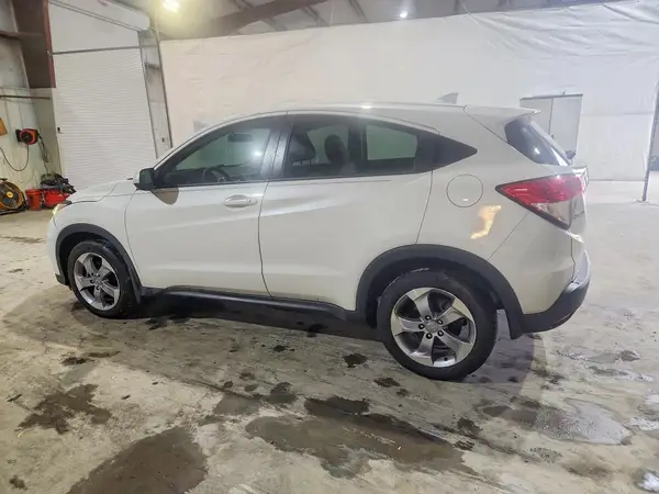 3CZRU5H3XLM718819 2020 HONDA HR-V - Image 2