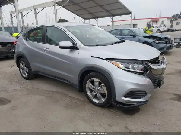 3CZRU5H3XMM704176 2021 HONDA HR-V - Image 1