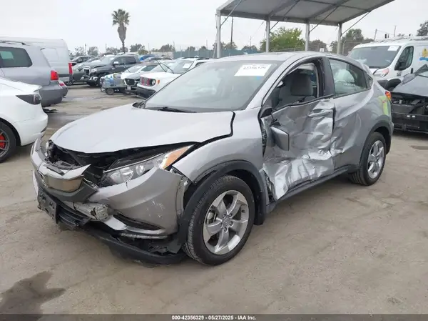 3CZRU5H3XMM704176 2021 HONDA HR-V - Image 2