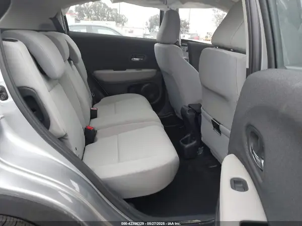 3CZRU5H3XMM704176 2021 HONDA HR-V - Image 8