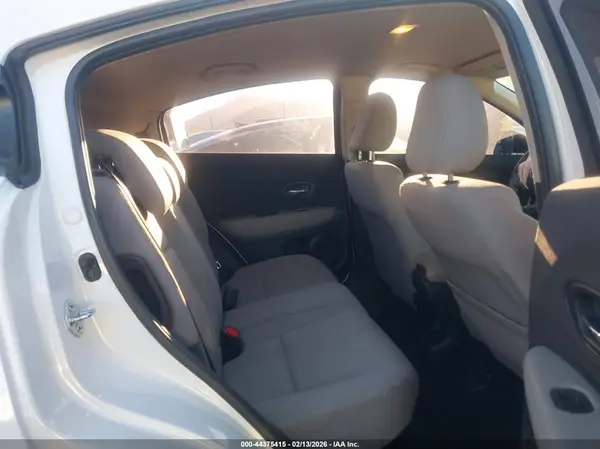 3CZRU5H3XMM713069 2021 HONDA HR-V - Image 8