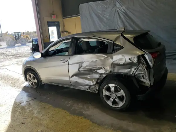 3CZRU5H3XMM721463 2021 HONDA HR-V - Image 2