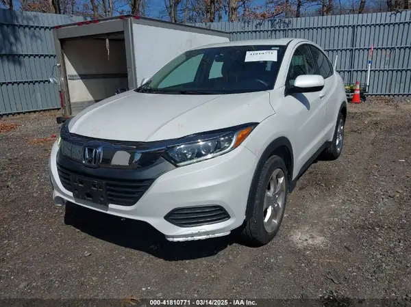 3CZRU5H3XMM734889 2021 HONDA HR-V - Image 2