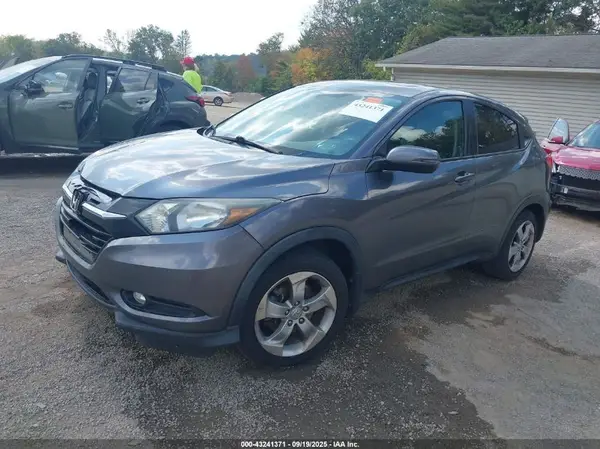 3CZRU5H50GM715225 2016 HONDA HR-V - Image 2