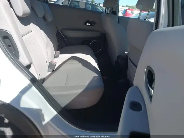 3CZRU5H50GM744059 2016 HONDA HR-V - Image 8