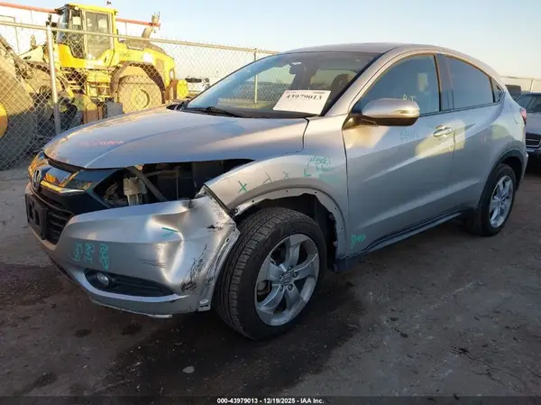 3CZRU5H50GM747317 2016 HONDA HR-V - Image 2