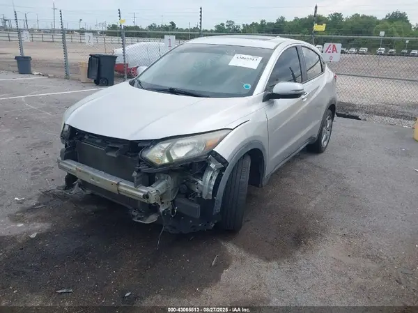 3CZRU5H50GM754686 2016 HONDA HR-V - Image 2