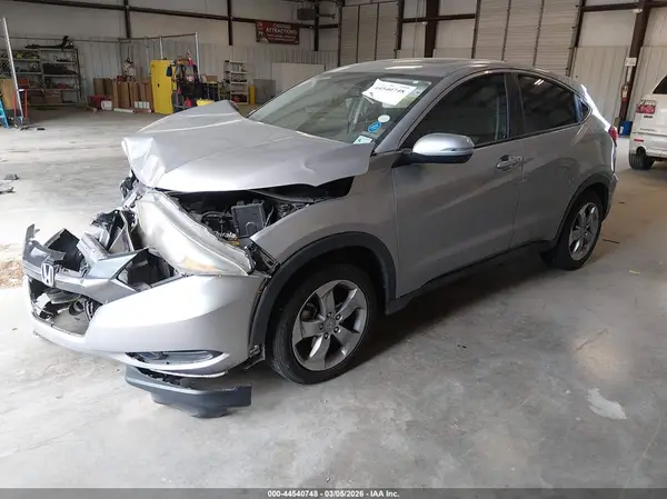 3CZRU5H50HG704273 2017 HONDA HR-V - Image 2
