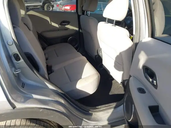 3CZRU5H50HG706248 2017 HONDA HR-V - Image 8