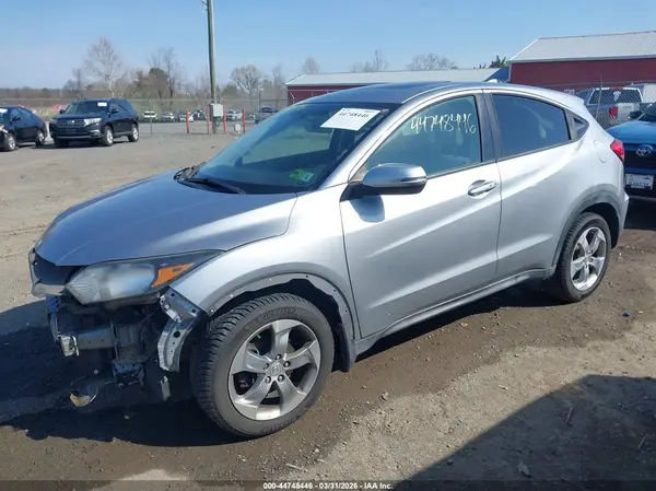 3CZRU5H50HM701973 2017 HONDA HR-V - Image 2