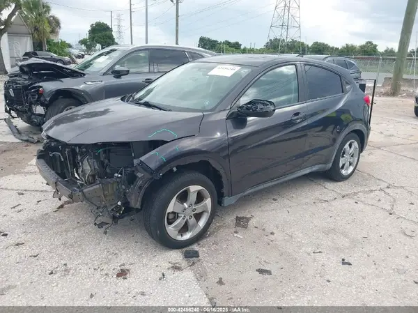 3CZRU5H50HM708468 2017 HONDA HR-V - Image 2