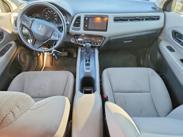 3CZRU5H50HM715310 2017 HONDA HR-V - Image 8