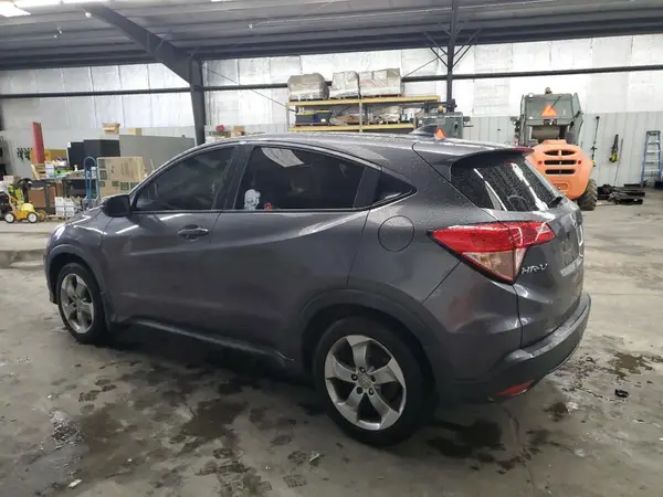 3CZRU5H50HM718675 2017 HONDA HR-V - Image 2