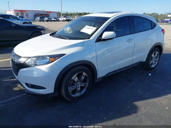 3CZRU5H50HM719762 2017 HONDA HR-V - Image 2