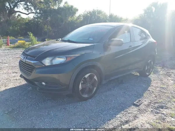 3CZRU5H50JG701363 2018 HONDA HR-V - Image 2