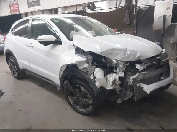 3CZRU5H50JM704605 2018 HONDA HR-V - Image 1