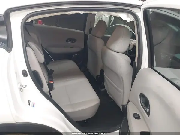 3CZRU5H50JM704605 2018 HONDA HR-V - Image 8