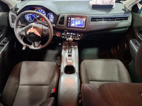 3CZRU5H50JM704636 2018 HONDA HR-V - Image 8