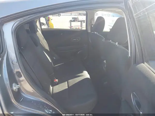3CZRU5H50JM709416 2018 HONDA HR-V - Image 8