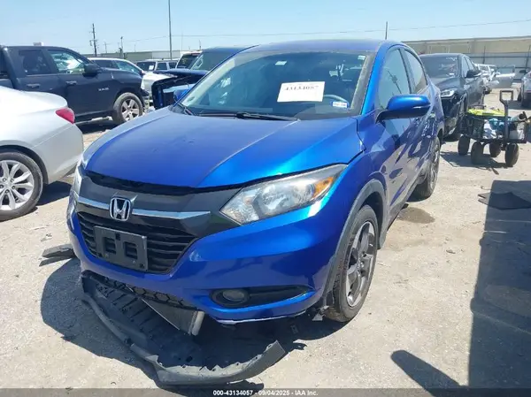 3CZRU5H50JM712025 2018 HONDA HR-V - Image 2