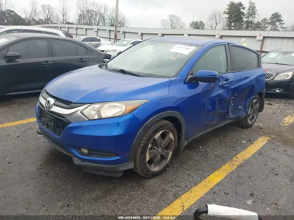3CZRU5H50JM713241 2018 HONDA HR-V - Image 2