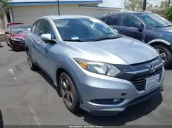 3CZRU5H50JM715829 2018 HONDA HR-V