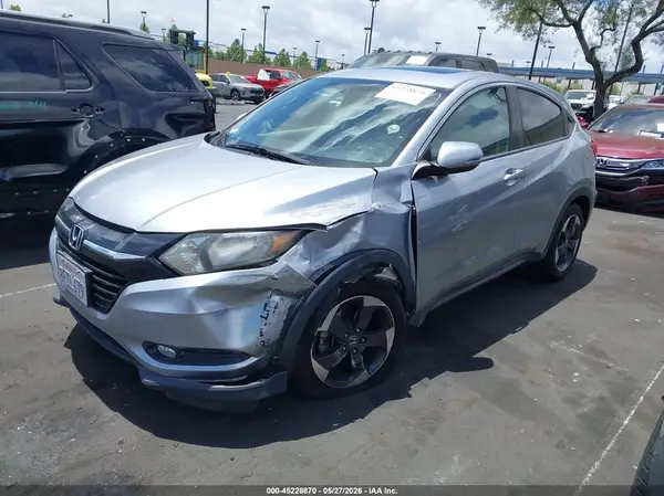 3CZRU5H50JM715829 2018 HONDA HR-V - Image 2