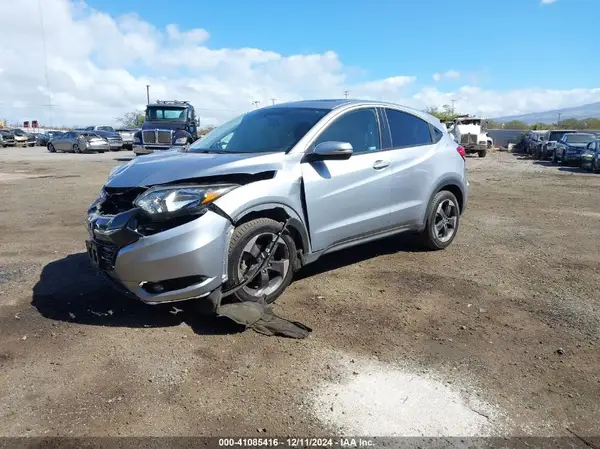 3CZRU5H50JM716317 2018 HONDA HR-V - Image 2