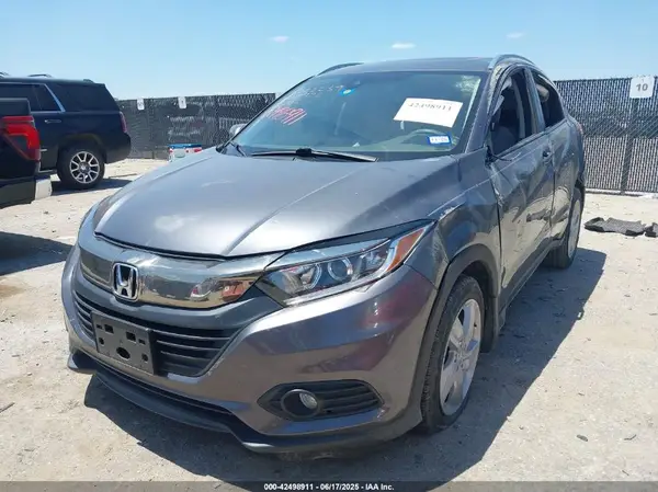 3CZRU5H50KM702922 2019 HONDA HR-V - Image 2