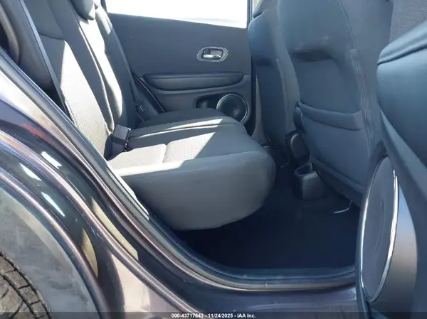 3CZRU5H50KM707988 2019 HONDA HR-V - Image 8
