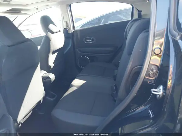 3CZRU5H50KM714732 2019 HONDA HR-V - Image 8