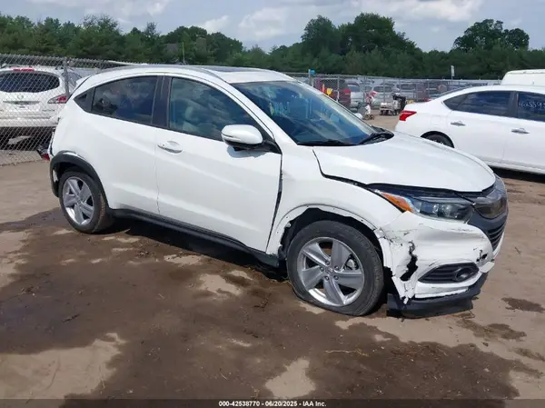 3CZRU5H50KM714780 2019 HONDA HR-V - Image 1