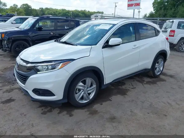 3CZRU5H50KM714780 2019 HONDA HR-V - Image 2