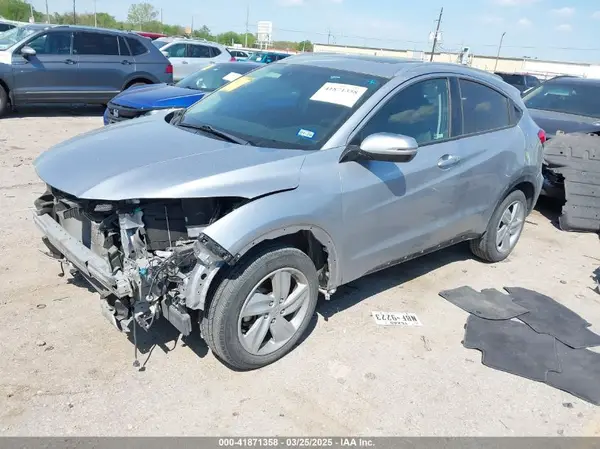 3CZRU5H50KM719378 2019 HONDA HR-V - Image 2