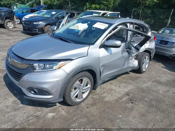 3CZRU5H50KM729568 2019 HONDA HR-V - Image 2