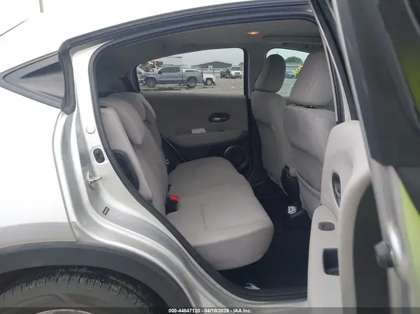3CZRU5H51GM715959 2016 HONDA HR-V - Image 8