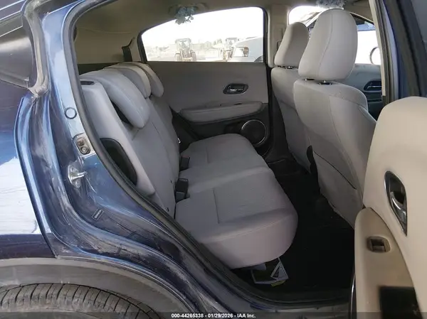 3CZRU5H51GM721504 2016 HONDA HR-V - Image 8