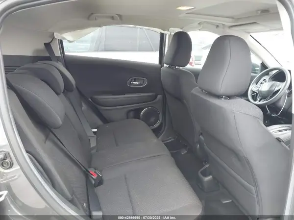 3CZRU5H51GM745477 2016 HONDA HR-V - Image 8