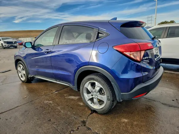 3CZRU5H51HG701270 2017 HONDA HR-V - Image 2
