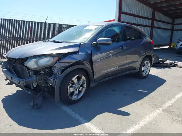 3CZRU5H51HG705948 2017 HONDA HR-V - Image 2